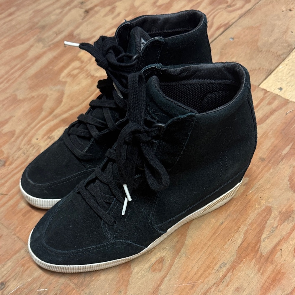 SOREL High Top Sneaker